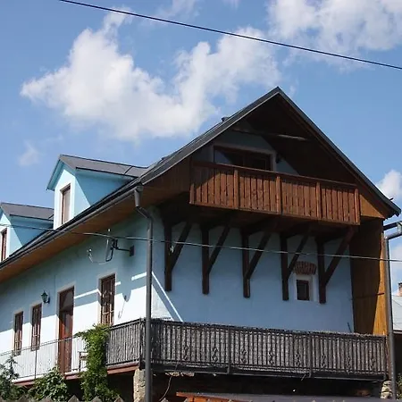 Korzo בית הארחה 3*